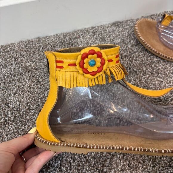 MANITOBAH MUKLUKS Wasaga Ankle
Sandals yellow 11 NEW without tags Size 11 - Picture 4 of 12